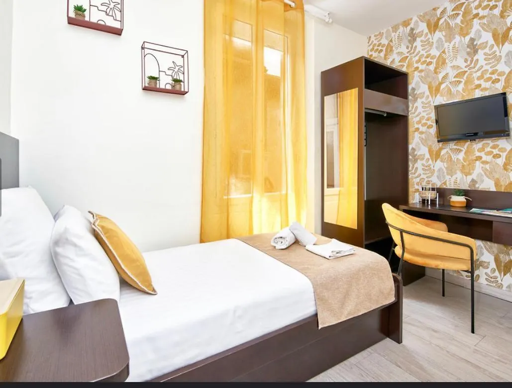 Hotel Du Vieux Port Saint-Raphael